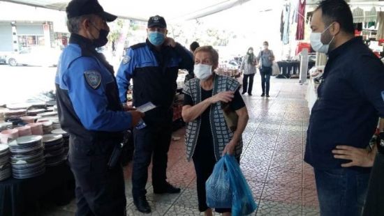 Mersin polisi korona vir�se kar�� vatanda�lar� bilgilendirdi