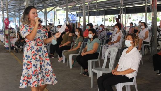 Kahkahayla stres att�lar