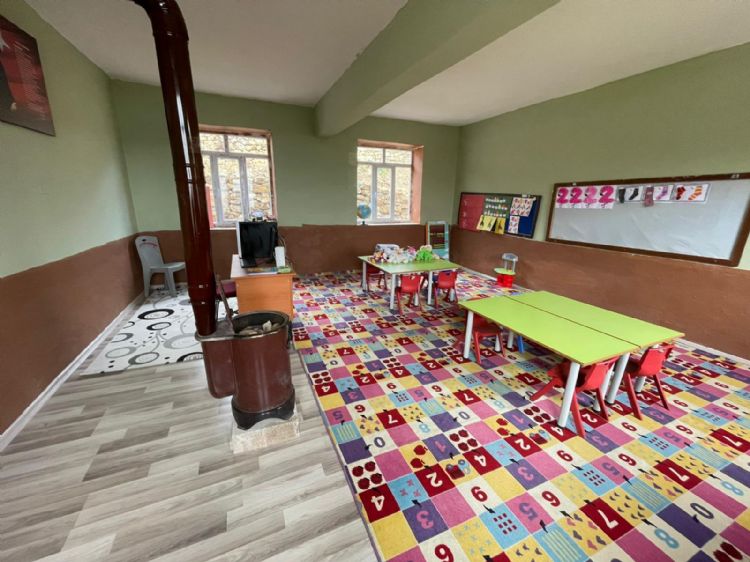 G�lnar�da e�itime destek, do�aya nefes