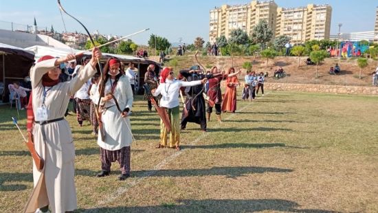 Oklar, �Ata� i�in at�ld�