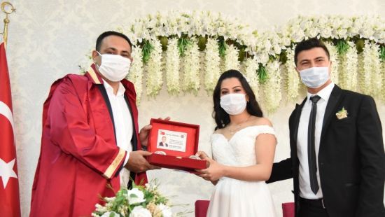 Toroslar Belediyesi 3 ayda 600 nikah kyd