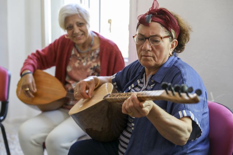 Kadn ve ocuklar iin balama kursu