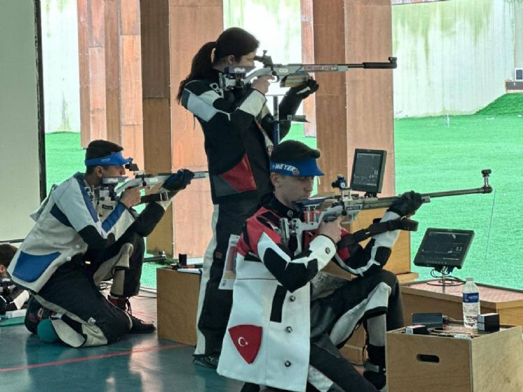 At�c�lar hedefi vurdu