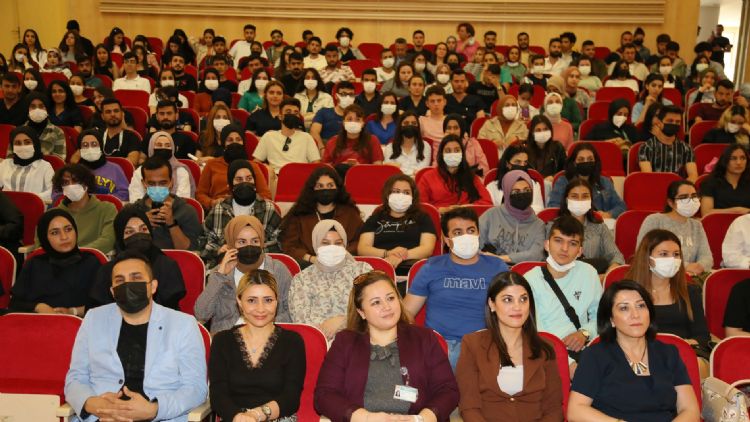MEܒde Flrt iddeti konferans