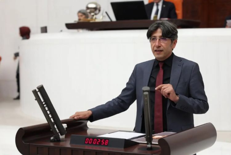 Mersin-Tarsus Otoyolu neden �cretli?