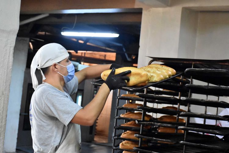 Tarsus Belediyesinden ekmee 5 kuruluk sembolik zam