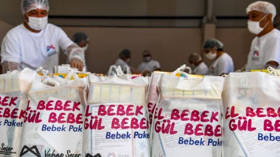 ’El bebek gl bebek’ paketleri 8 bin aileye ulat