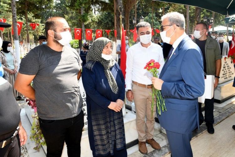 Mersin ehitliinde hznl bayramlama