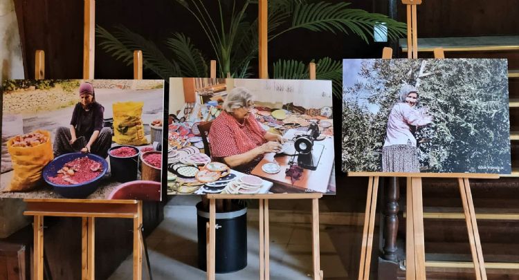 Tarsus�ta emek�i kad�nlara vefa sergisi