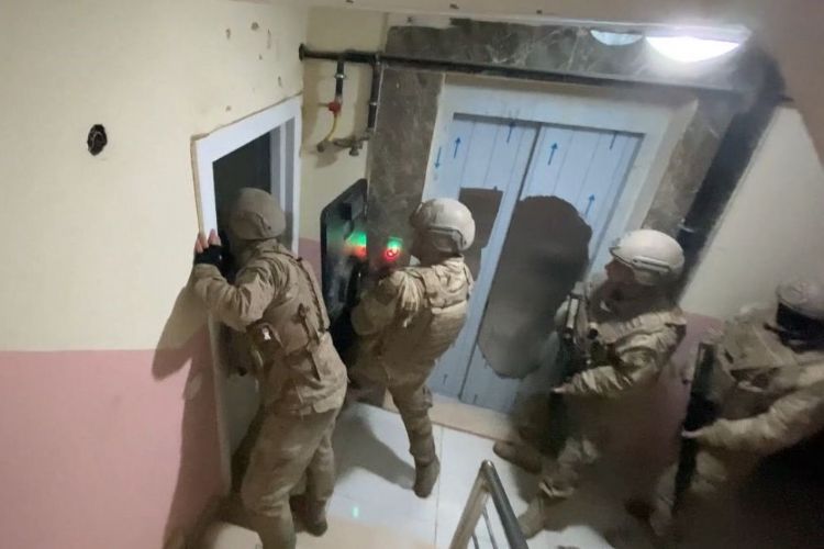 PKK/KCKya operasyon: 3 tutuklama