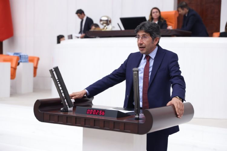 �Mersin�de insanlar adeta tesad�fen ya��yor�