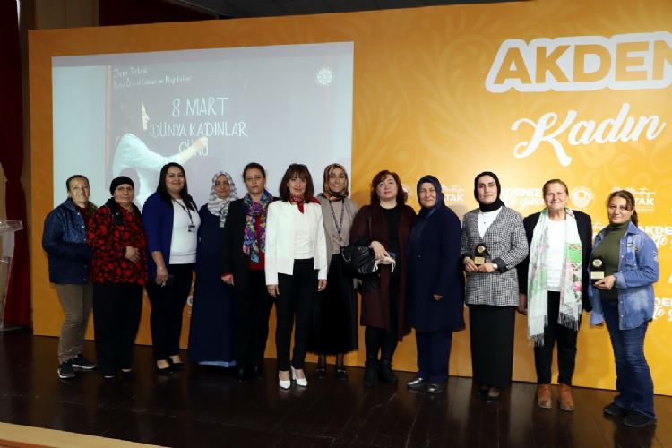 Akdeniz Belediyesinden kadn emei semineri
