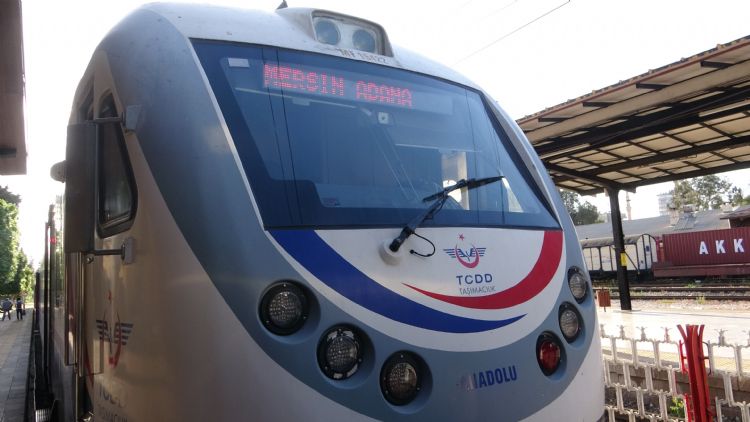 Hzl tren ile Adana-Mersin aras ulam 25 dakikaya decek