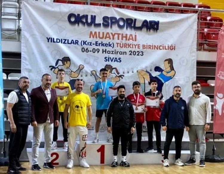 Mersinli Emre Muaythai’de Türkiye şampiyonu oldu