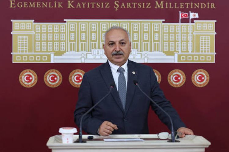 �Kurgularla ve fezlekelerle siyasi m�cadelemizi engelleyemezsiniz�
