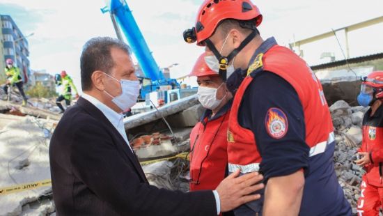 Ba�kan Se�er, deprem b�lgesinde incelemelerde bulundu