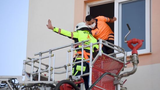 Mersin Bykehir Belediye personeline yangn tatbikat
