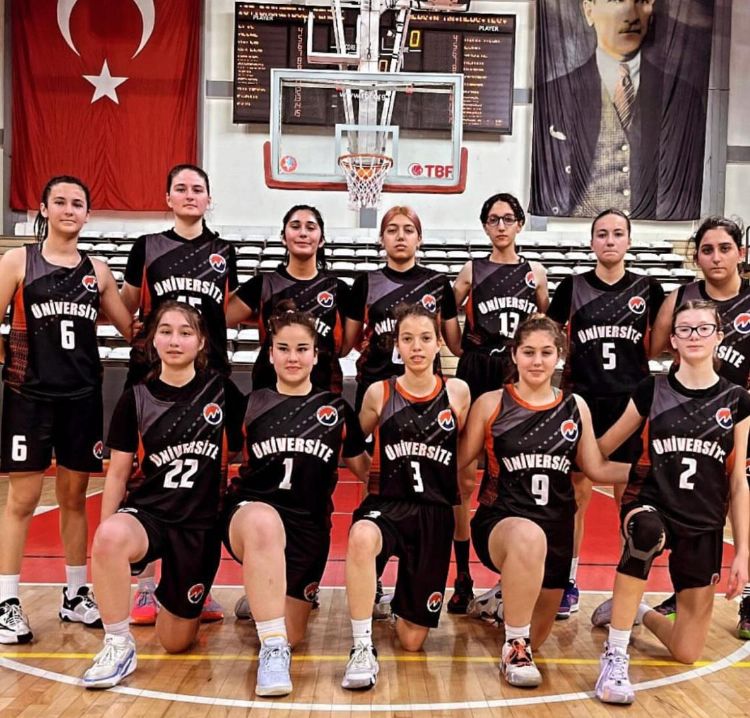 Mersin takmlar U18 ampiyonasna kaypla balad