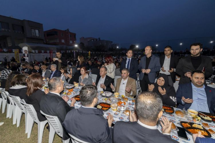 Dayan��ma sofras� Mezitli�de kuruldu