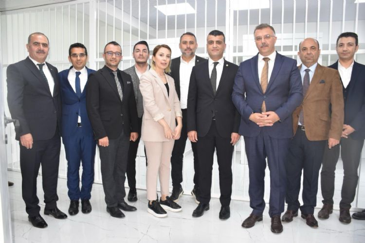 Avukat grme odas yenilendi