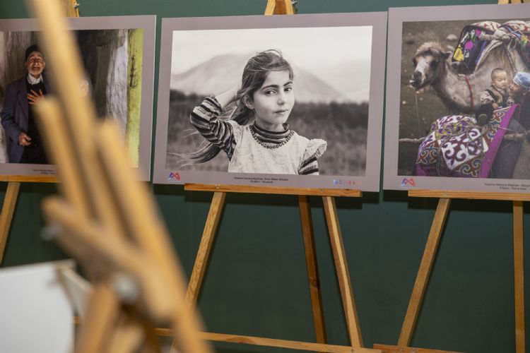 lyas Ylgr 5. Uluslararas Fotoraf Yarmasnda dller sahiplerini buldu