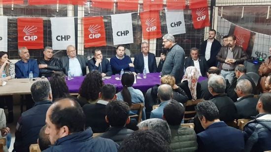 Tarsus’ta CHP’liler vatandaşlarla buluştu