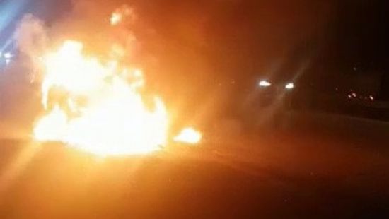 Otoyolda otomobil alev alev yand�