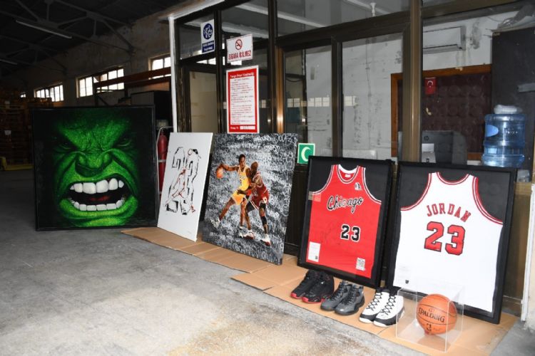 Michael Jordan imzal ayakkabya alc kmad