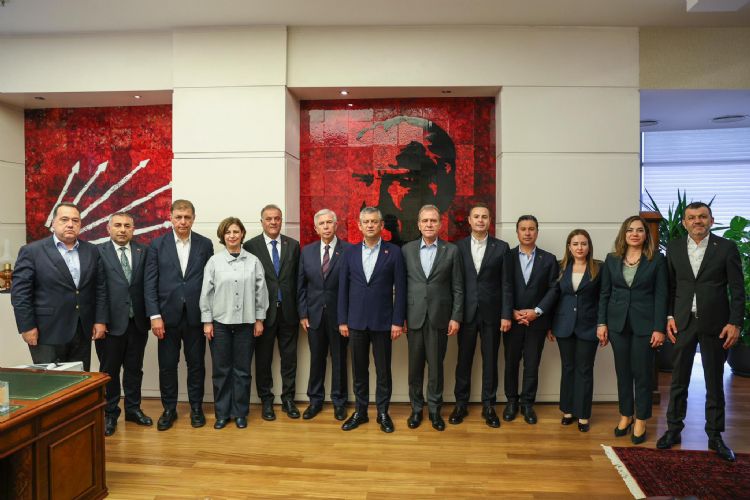 CHP�li ba�kanlardan ortak bildiri: �Partimiz g��lenerek ��kacak�