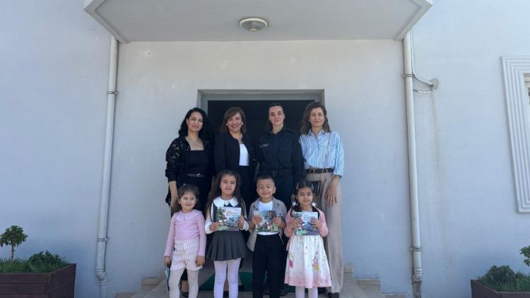 Minik komutanlar g�rev ba��ndayd�