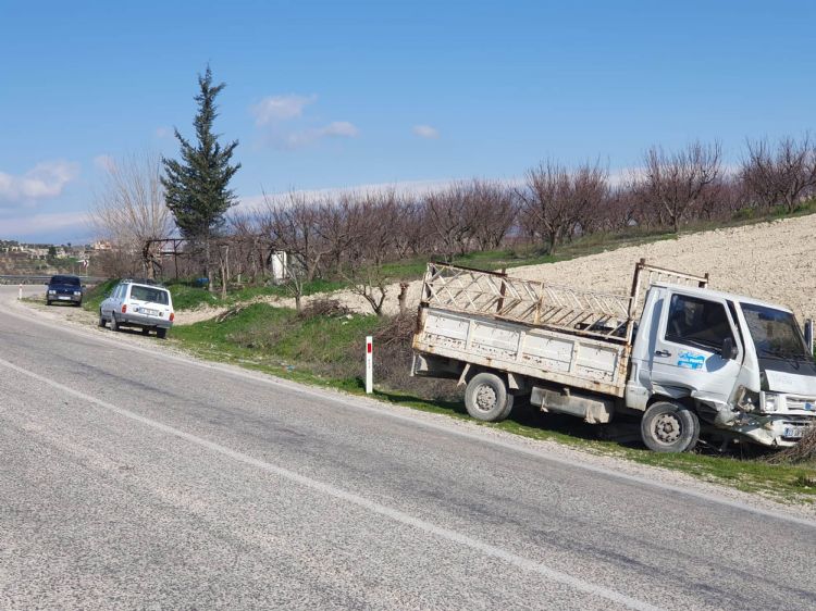 Mutta trafik kazas: 2 yaral