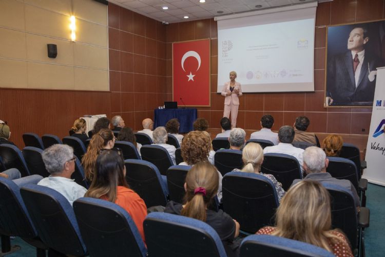 Mersin Bykehir Belediyesinin arkeolojik kazlara destei sryor