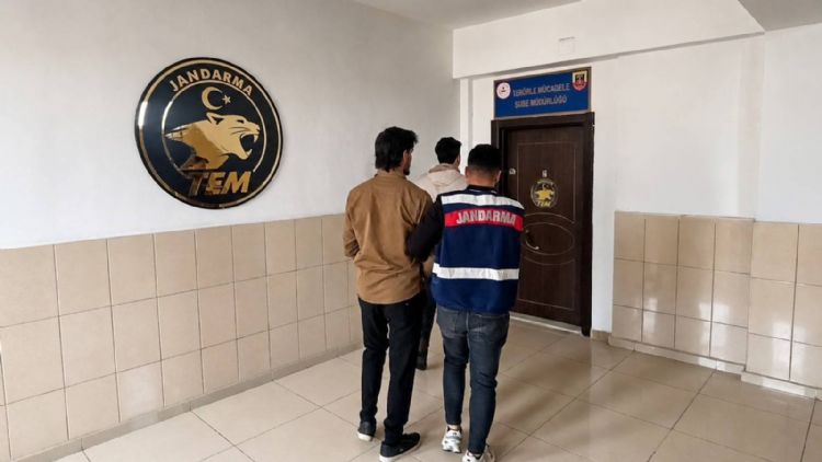 Jandarmadan ter�r operasyonu