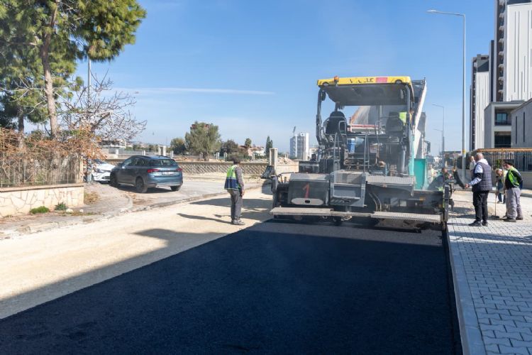 Yeni�ehir�de yollar yenileniyor