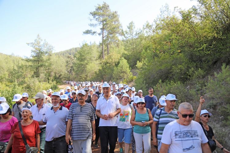 Mezitli’de vatandalar doa yrynde bulutu